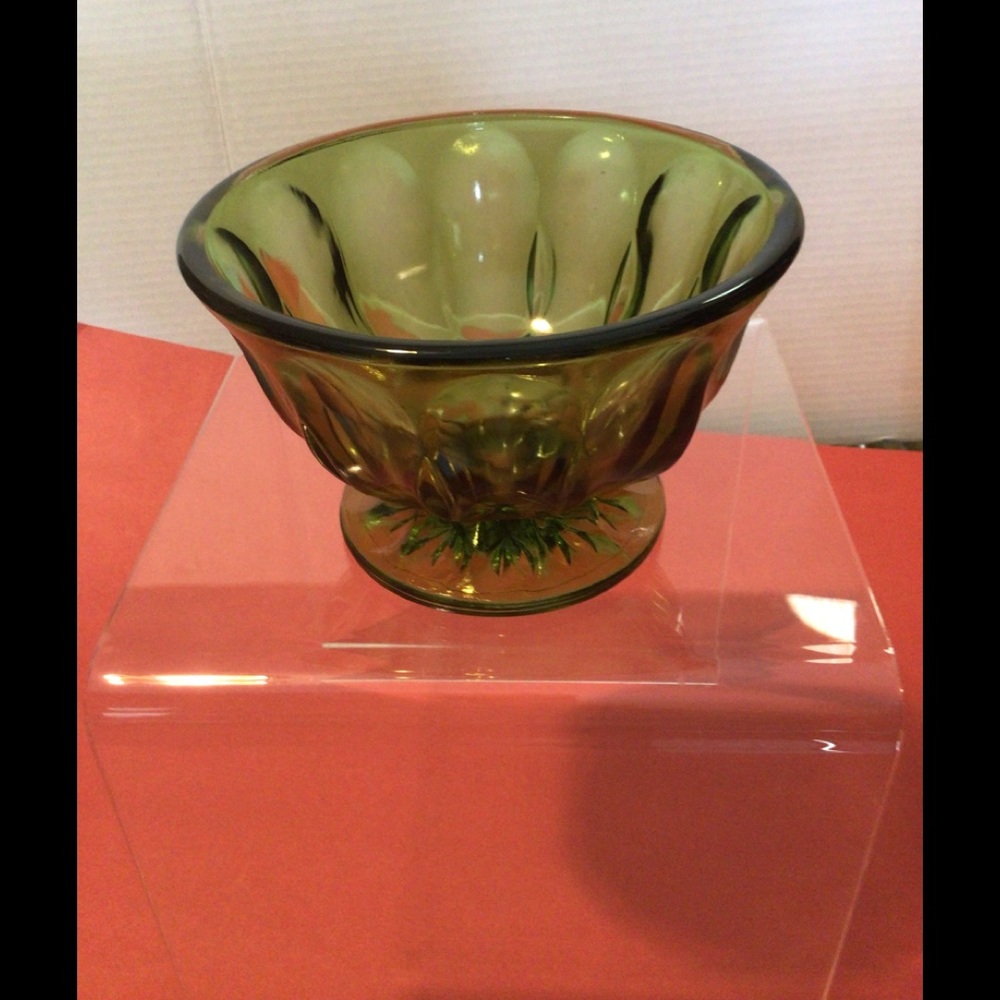 Vintage Green Bowl w A Small Pedestal